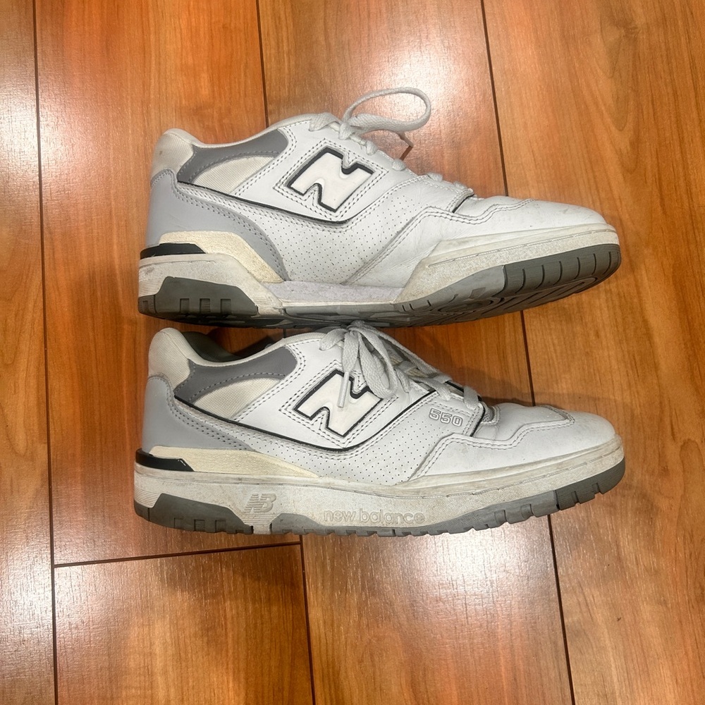 New Balance Off-White and Light Gray Sneakers Men’s 9 (Women’s 10.5)